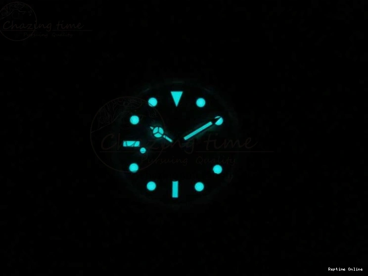 0123 WrinkleFree Submariner 40mm White Ceramic 5GF Best Edition White Red Dial on Red Rubber Strap SA 2485